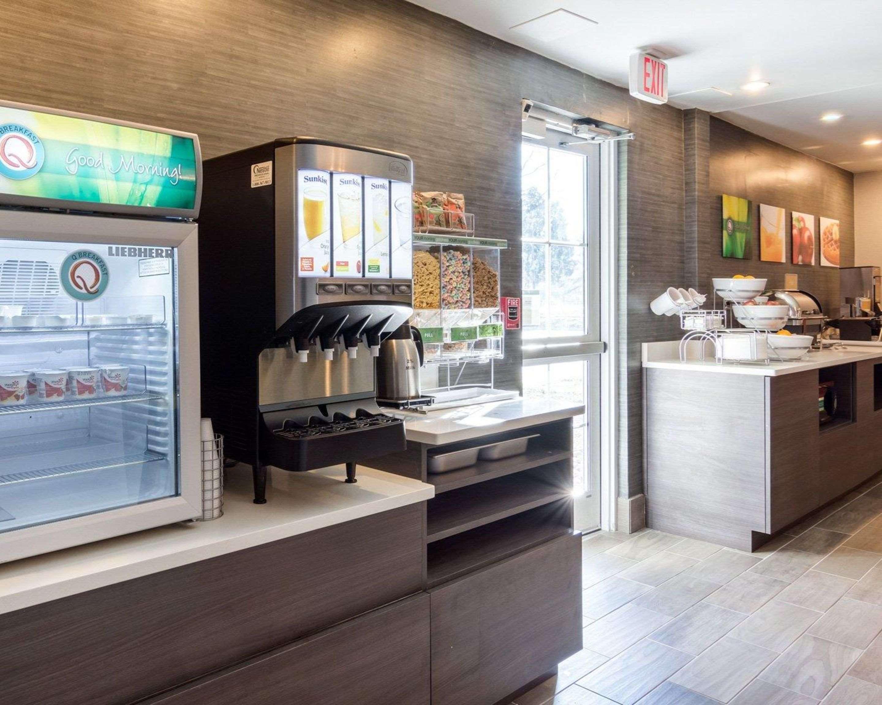 Quality Inn & Suites Ashland Near Kings Dominion Eksteriør billede